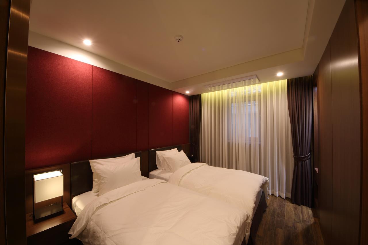 Benikea The H Hotel Hwaseong Cameră foto